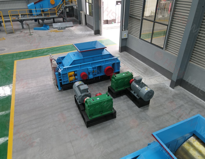 钛铁矿对辊制砂机